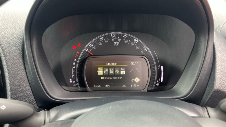Toyota Aygo X 1.0 VVT-i Edge 5dr Petrol Hatchback